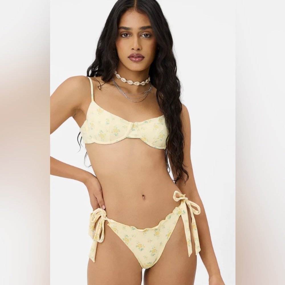 Frankie’s Bikinis X Gigi Hadid - Colby Bottoms
